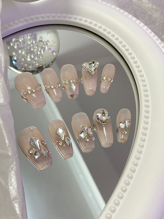 Designer: MaoMao.Handmade Nail Designs Press on Nails DIY  Nail Art for woman girl