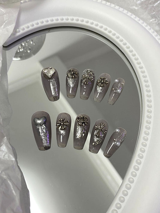 Designer: MaoMao.Handmade Nail Designs Press on Nails DIY  Nail Art for woman girl
