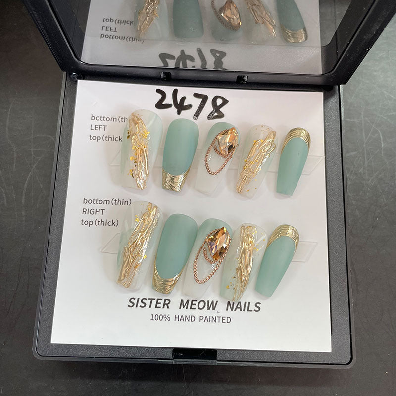 Designer: MeowMeow.Handmade Nail Designs Press on Nails DIY  Nail Art for woman girl Long Coffin green gold