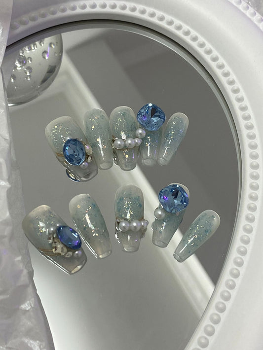 Designer: MaoMao.Handmade Nail Designs Press on Nails DIY  Nail Art for woman girl